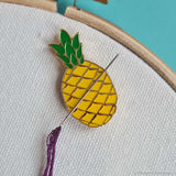 Enamel Magnetic Needle Minder