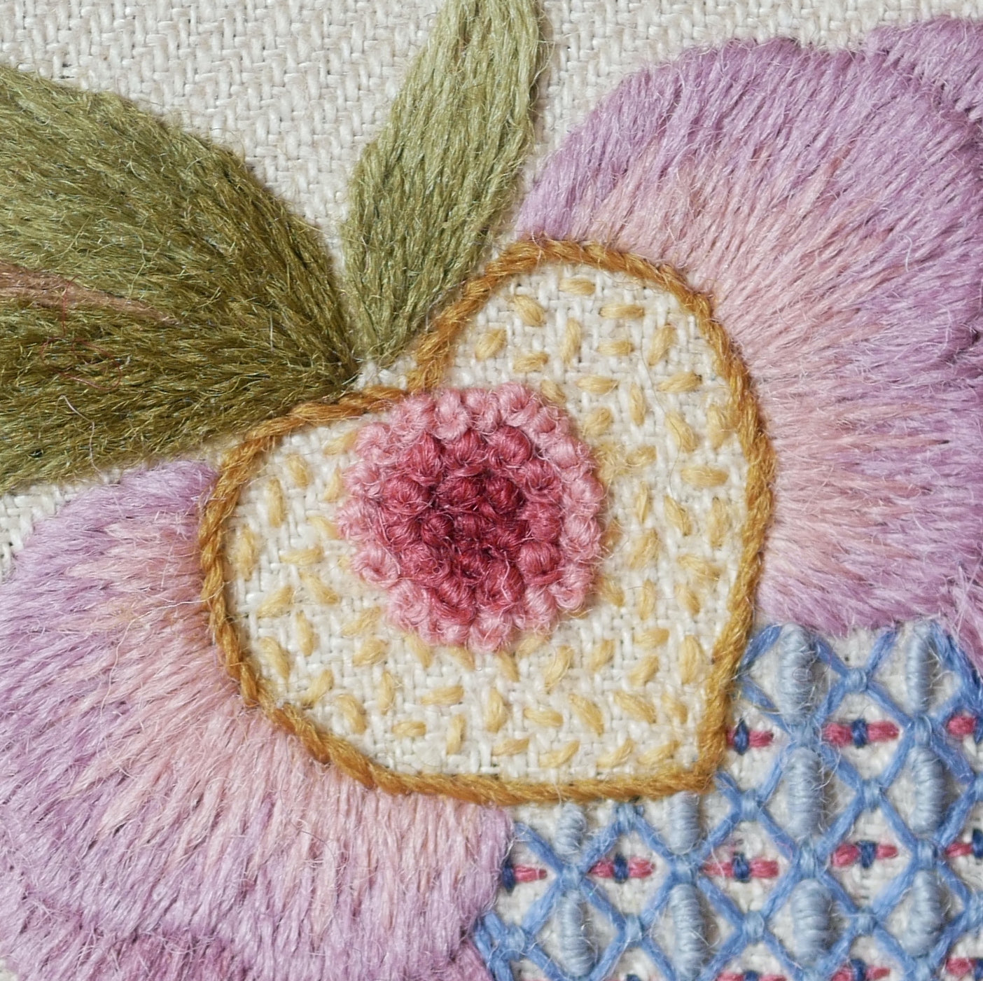 Five-day Crewelwork embroidery project using Appletons crewel wools and traditional hand embroidery techniques