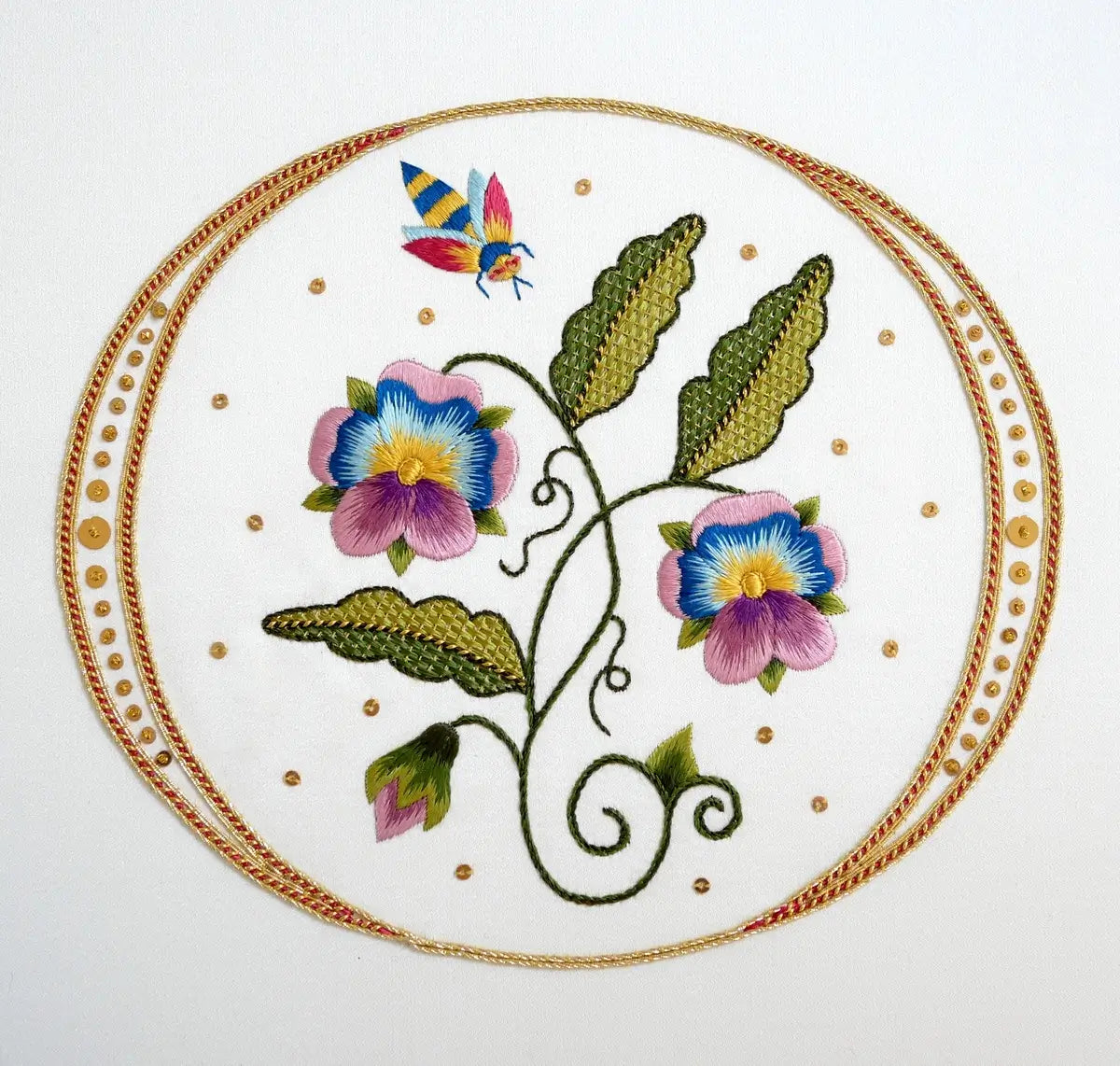 Silk Shading pansy embroidery designed and stitched by Kate Barlow, inspired by early 17th-century embroidery