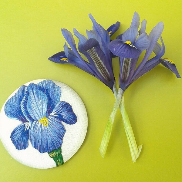 Marg Dier iris brooch