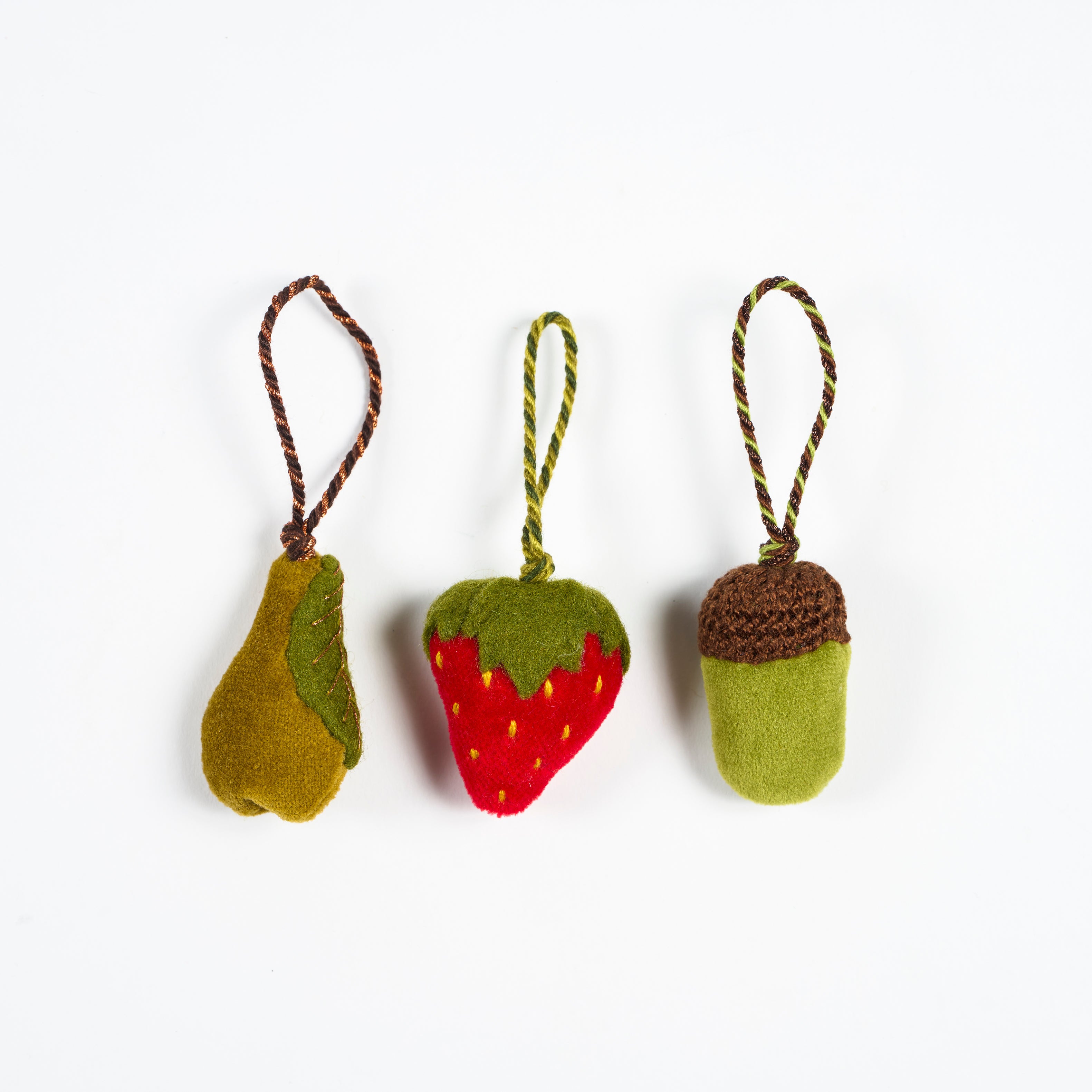 Acorn Needle Cleaner by Rachel Doyle